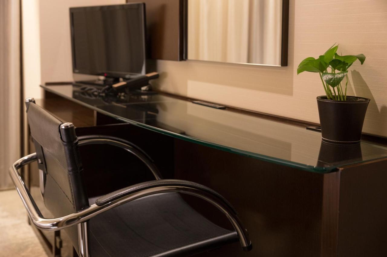Hotel Tenjin Place Фукуока Экстерьер фото